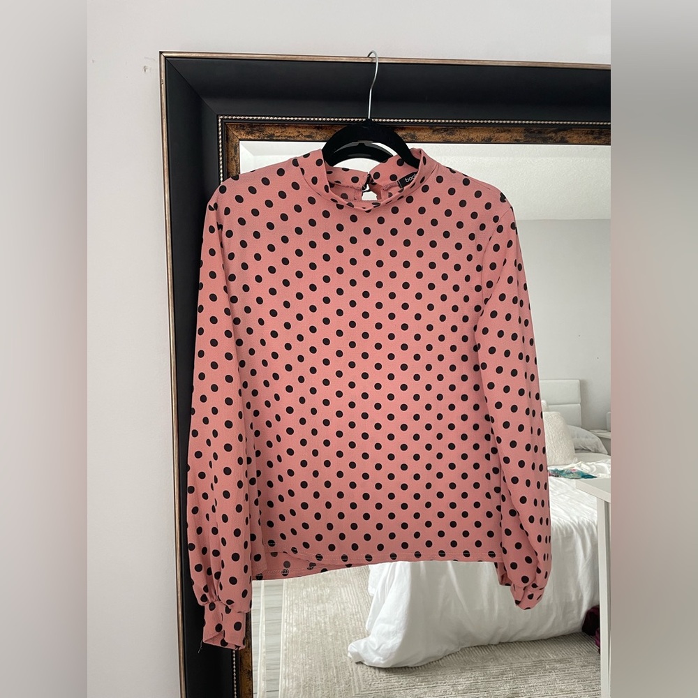 Boohoo Polka Dot High Neck Blouse - Picture 3 of 4